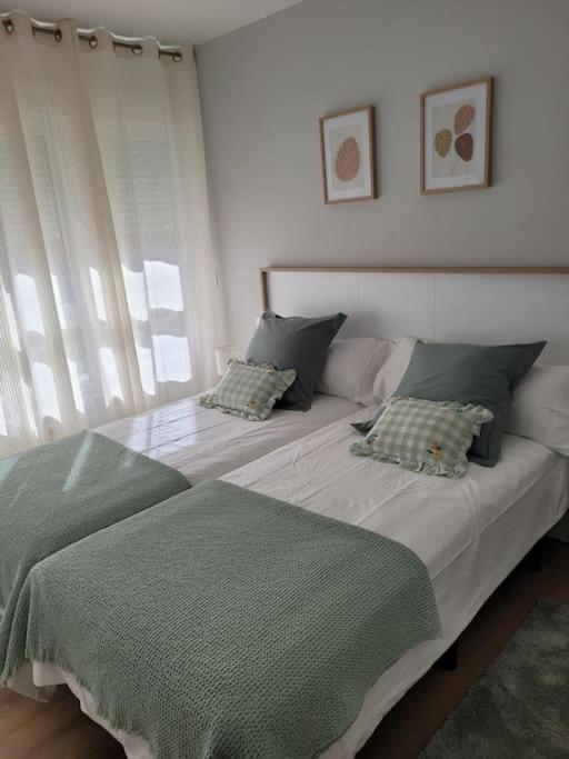 Apartamento Azabache ซาราโกซา ภายนอก รูปภาพ