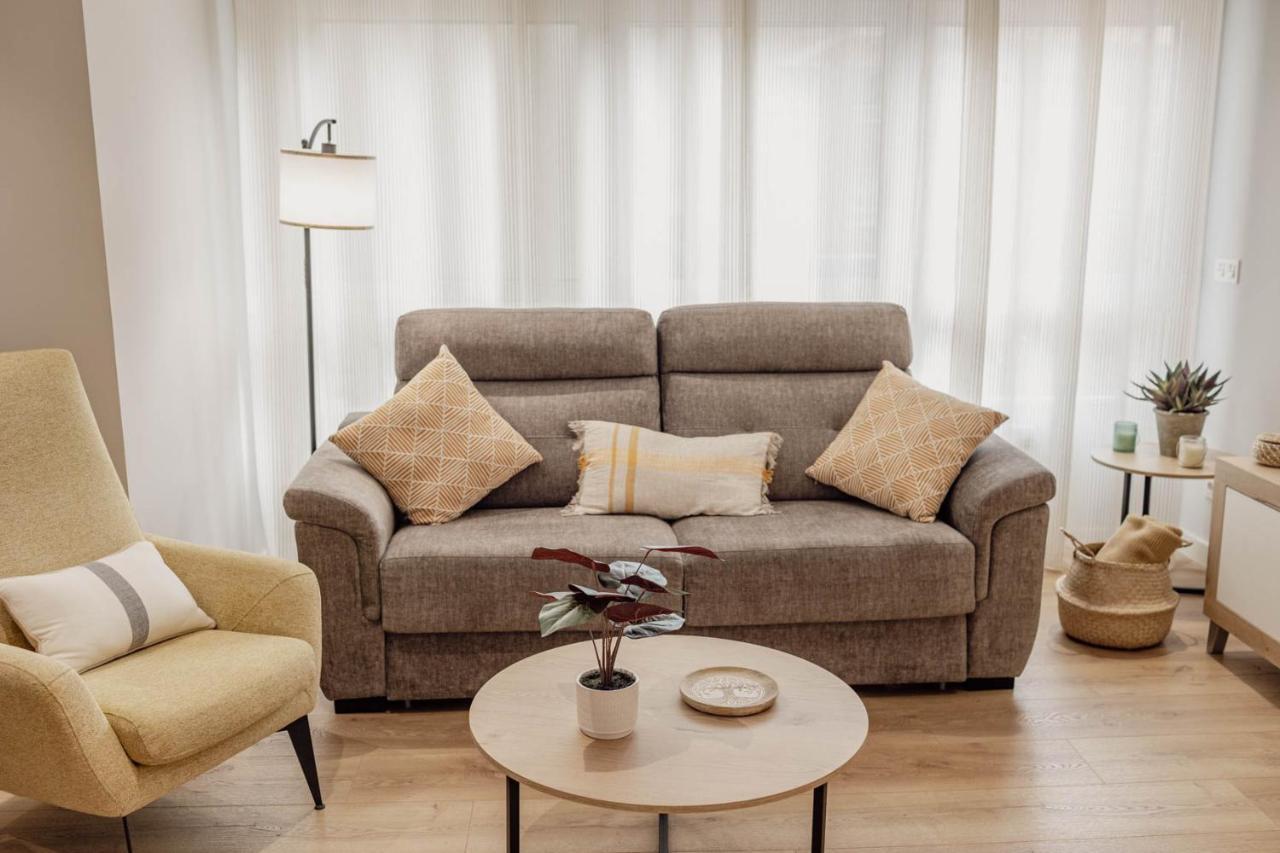 Apartamento Azabache ซาราโกซา ภายนอก รูปภาพ